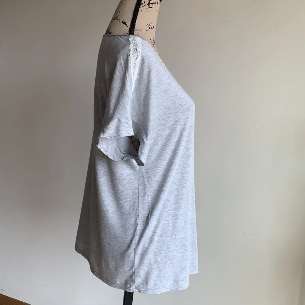 Kate Spade Lace Trim Oversized Grey Flutter Sleeve Top Size Medium